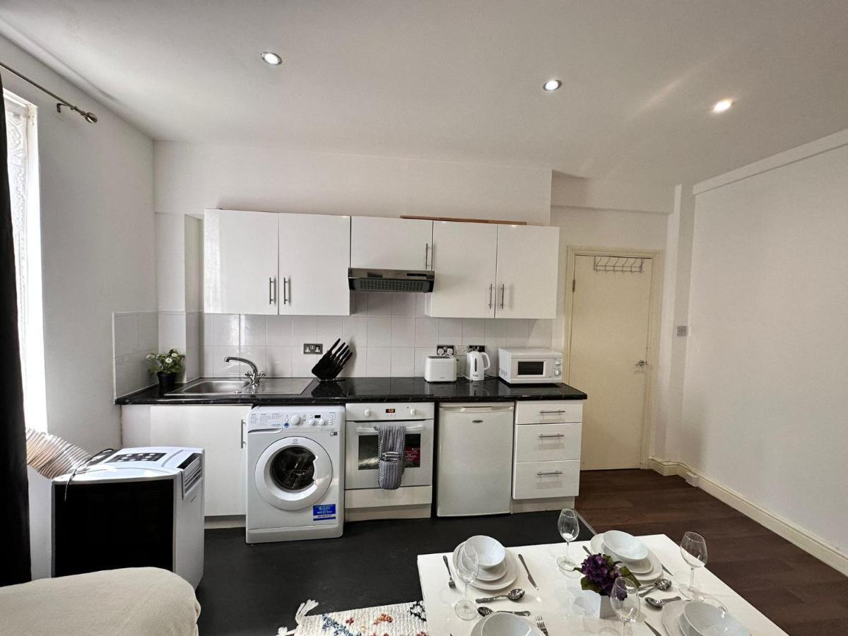 Central London 1-Bedroom Cozy Budget Apartment, Edgware Road Bagian luar foto